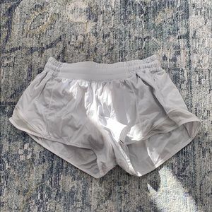 Lululemon hotty hot short